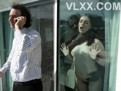 Dẫn em người yêu da đen về nhà chơi rồi lén lút trước mặt ba mình
