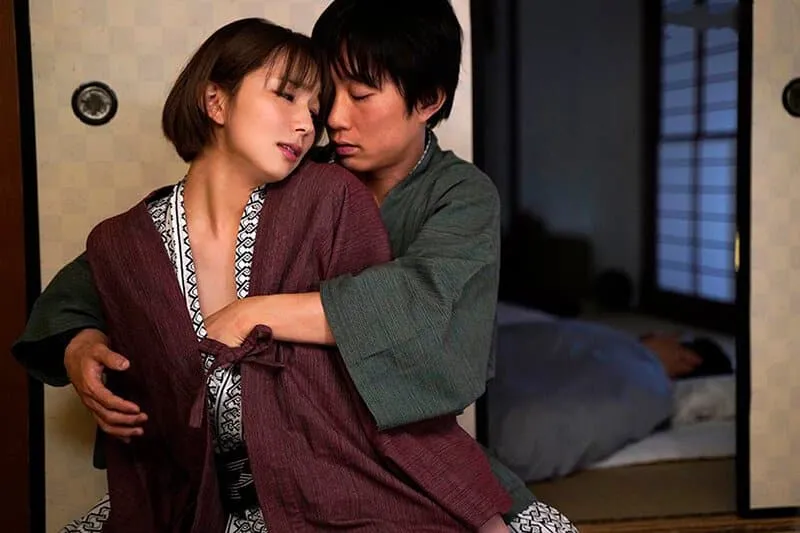 Chuyến đi suối nước nóng quan hệ cô bạn thân của bà xã sắp cưới có thai cmnl